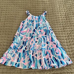 Light weight little girls Lilly dress